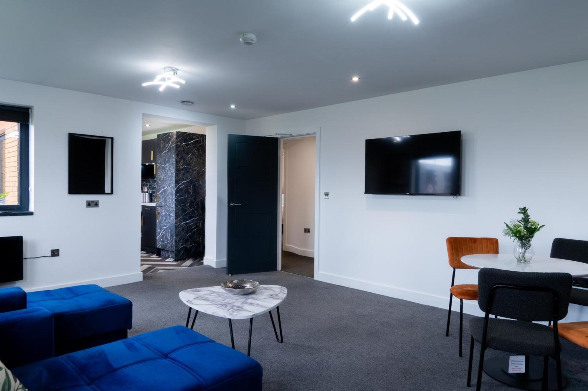 Newark House Premium Apartments With Sofa Beds - Wifi - Free Parking - Perfect For Contractors! Пітерборо Екстер'єр фото